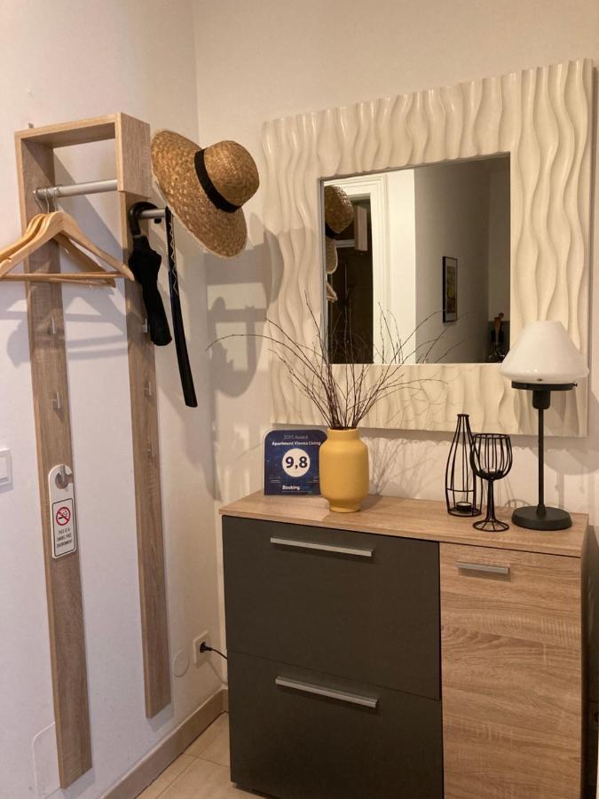 Apartment Living *