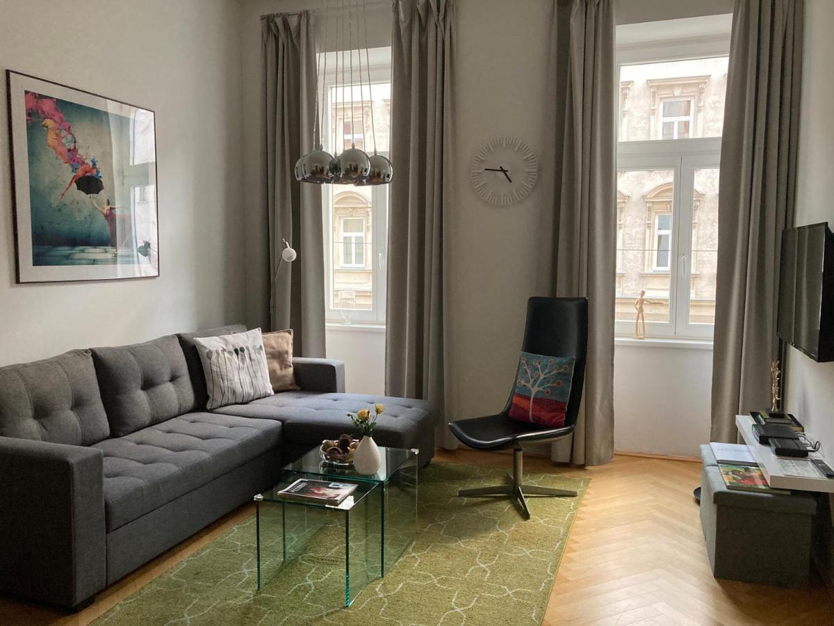 Living Apartment