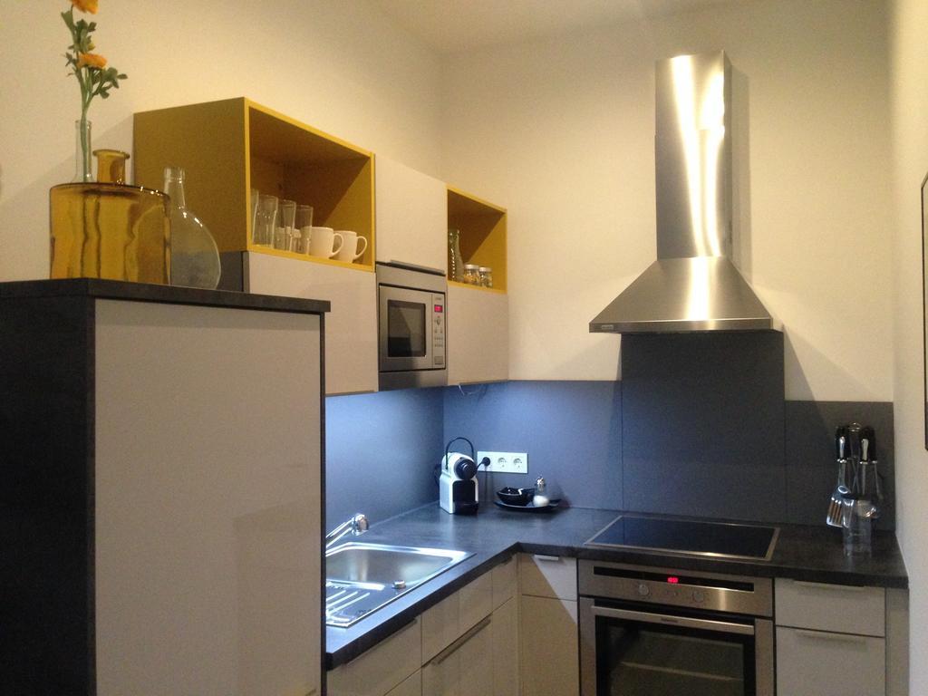 Apartment Living *